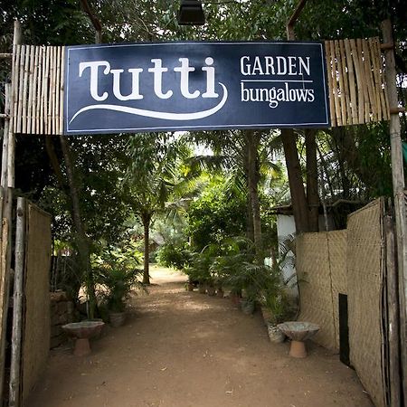 Tutti Garden Bungalows Hotel Mormugao Exterior foto